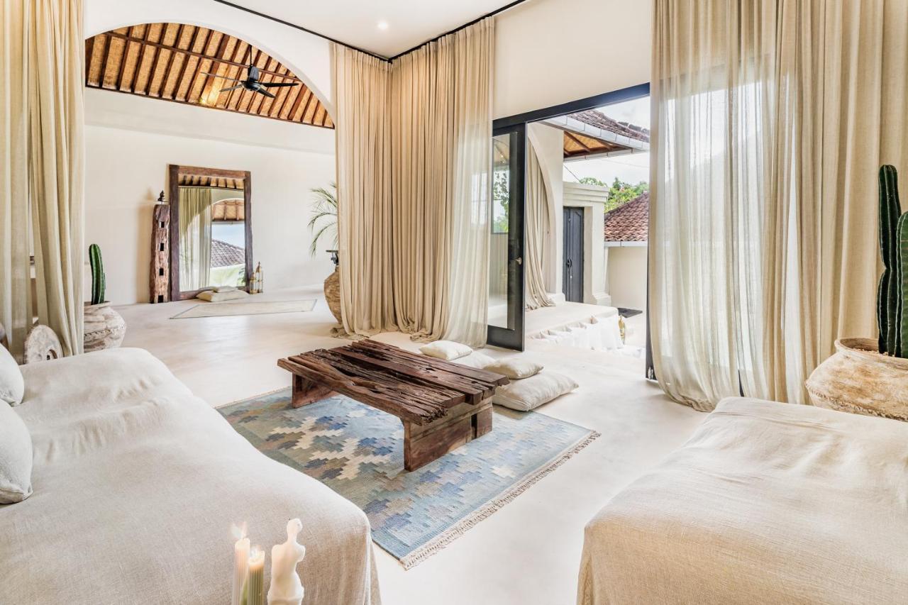 Casa Diola Canggu Exterior foto